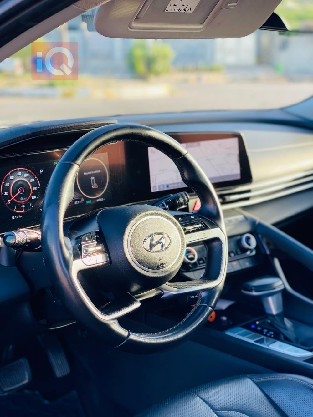 هیوندای ئەلەنترا